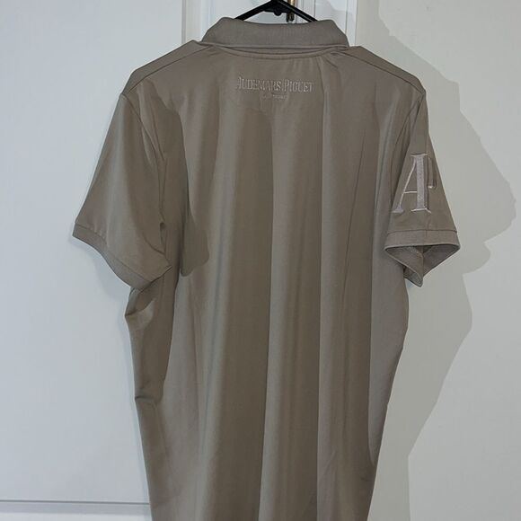 Audemars Piguet AP Short Sleeve Golf Tour Polo Shirt M  Beige Taupe Poly Blend - Picture 7 of 9